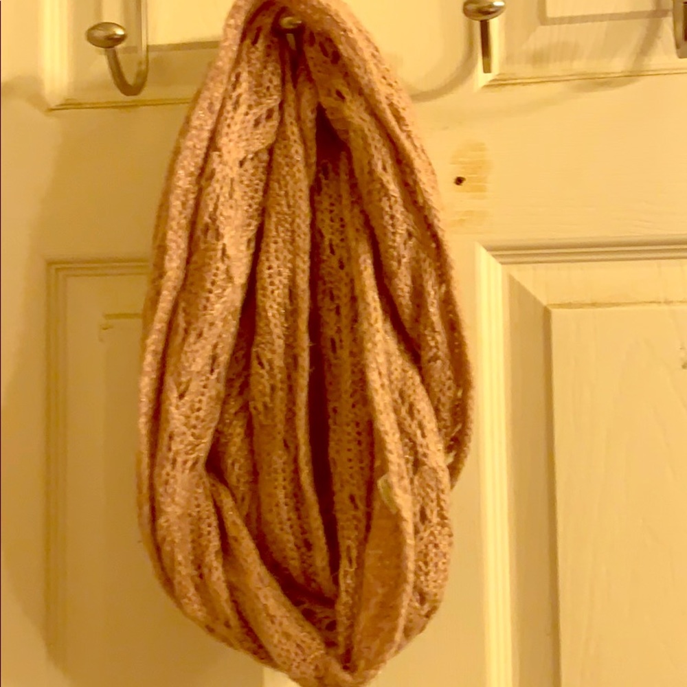 Knit infinity scarf